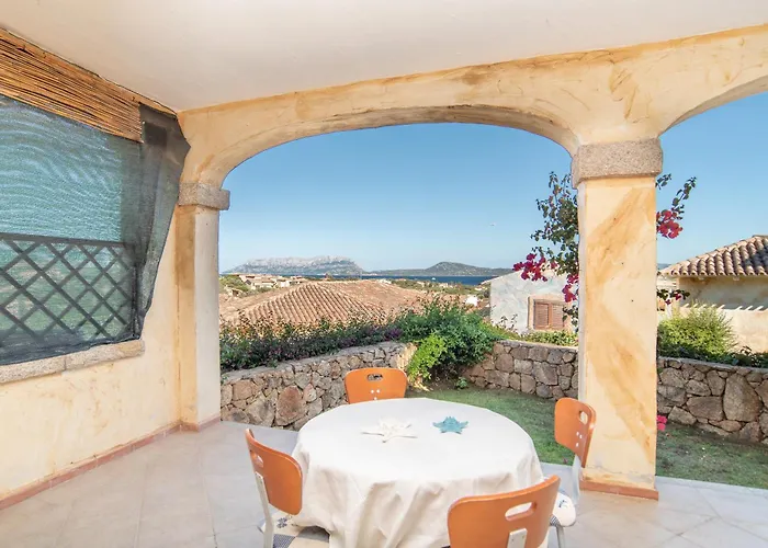 Sardegnaot Vista Mare Piscina E Ferienhaus *